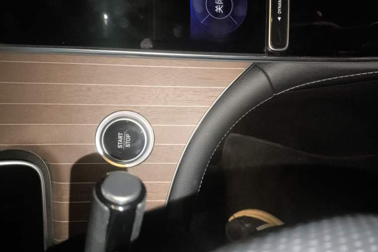 Used Mercedes-Benz EQE 2022 350 Luxury Edition
