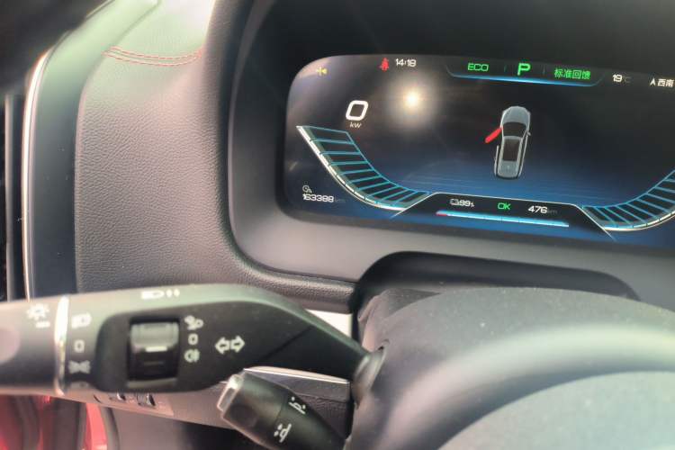 Used BYD Tang New Energy 2019 EV600D Four-Wheel Drive Smart Connectivity Leading Model Odometer Close Up