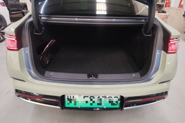 Used BYD Seal 2023 DM-i 1.5T 121km Prestige Model
