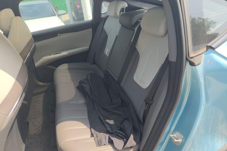 Used Deepal L07 2024 230Max Qiankun Intelligent Driving ADS SE Range-Extended Version Left Rear Seat