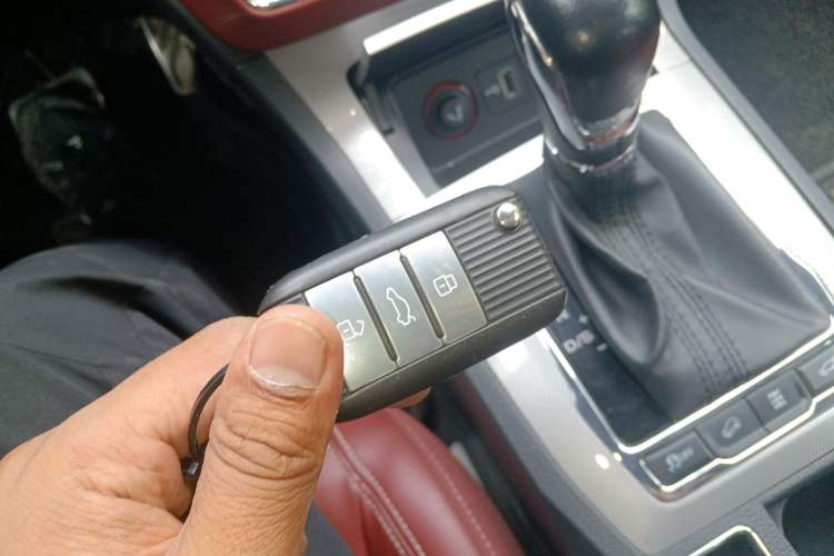 Used Roewe RX5 2016 30T Four-Wheel Drive Automatic Internet Smart Luxury Edition