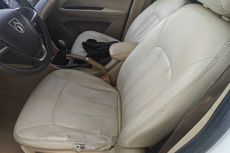 Used Baojun 730 2016 1.5L Manual Standard Version 7 Seats
