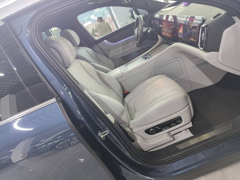 Used Hima AITO M9 2024 Range-Extended Ultra Version 42 kWh 6-Seater Model — 24