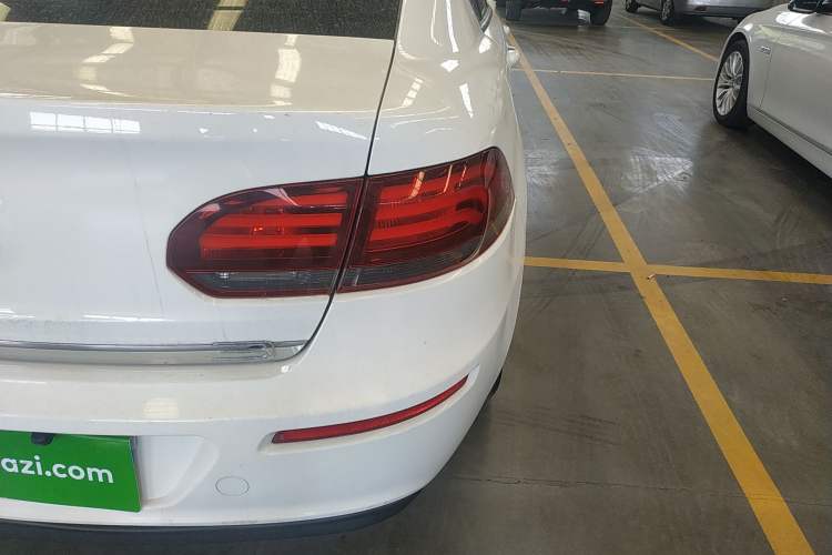 Used Qoros 3 2018 Sedan 1.6L Automatic Leading Model Exterior 3