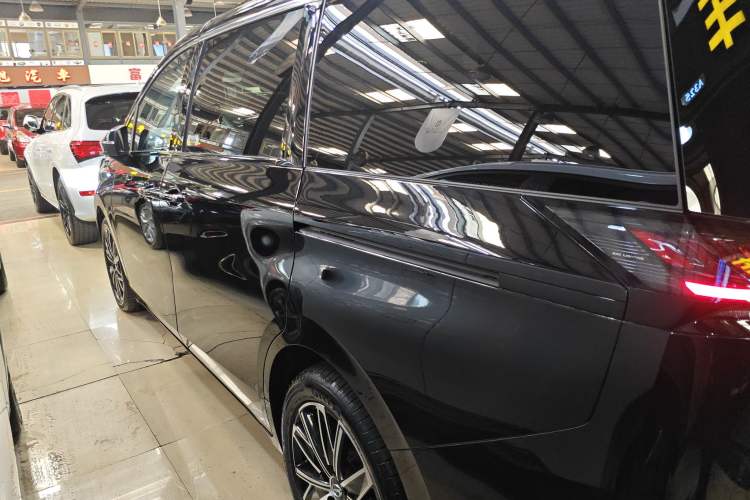 Used GAC Trumpchi Trumpchi E8 2024 Honor Series 2.0L Honor Edition
