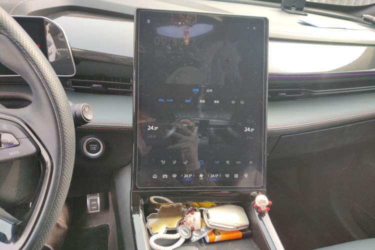 Used Geely Auto Emgrand X7 Sport 2024 1.5TD Prestige Edition
