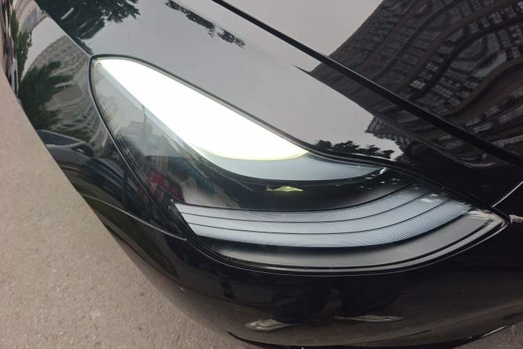 Used Tesla Model 3 2022 Rear-Wheel-Drive Version
