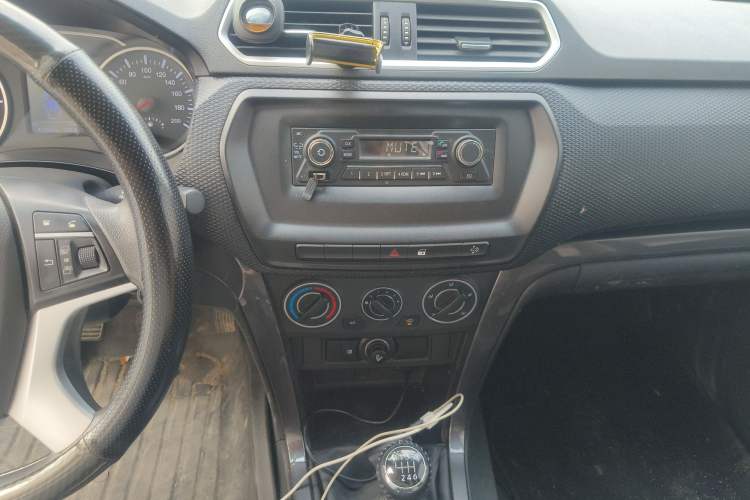 Used Great Wall Wingle 5 2023 2.0T Diesel Two-Wheel Drive Entry-Level Flatbed Truck
