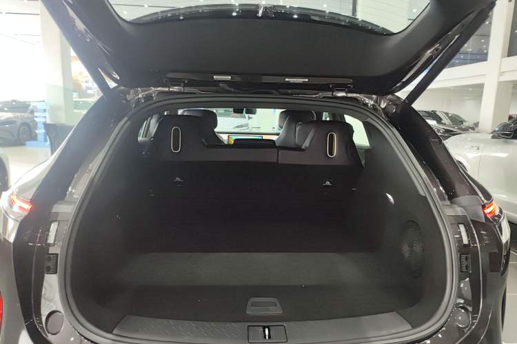 Used Avatr 07 2024 Max Extended-Range Edition
