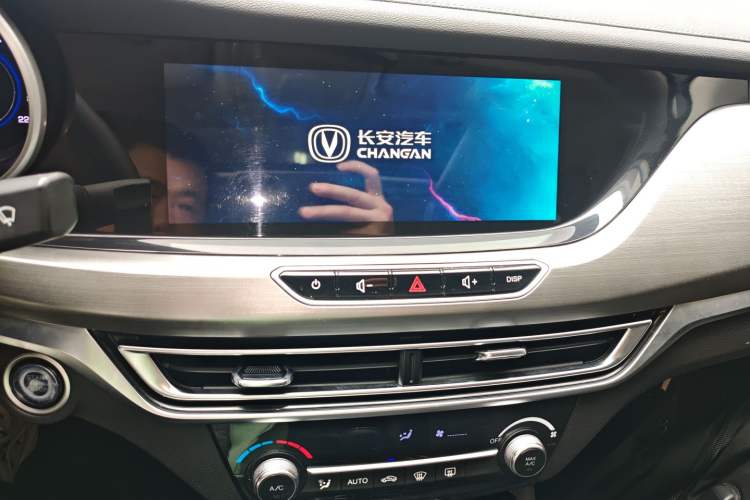 Used Changan Eado 2019 High-Energy Edition 1.6L GDI Manual Pioneer Model China VI Standard
