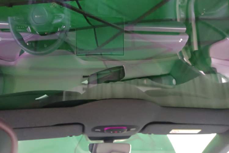 Used Xiaomi Auto SU7 2024 Rear-Drive Long-Range Intelligent Driving Version
