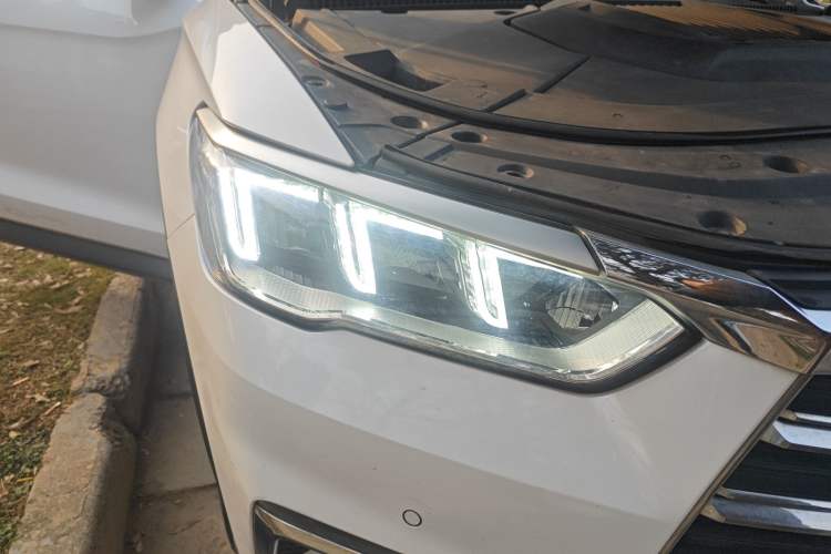 Used BYD Song Pro New Energy 2019 DM 1.5T Four-Wheel Drive Performance Edition Flagship Model