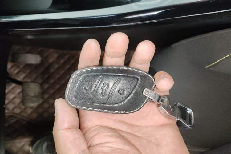 Used Roewe i5 2021 1.5L CVT Platinum Edition Vehicle Key