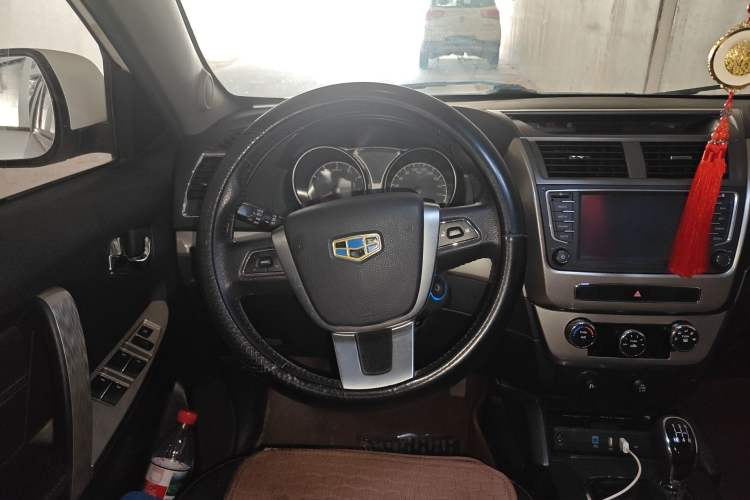 Used Geely Auto GX7 2015 Classic Edition 1.8L Manual Elite Model China V Standard