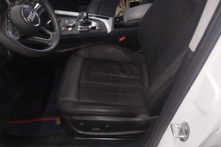Used Audi A4L 2019 40 TFSI Fashion Version China V Left Front Seat