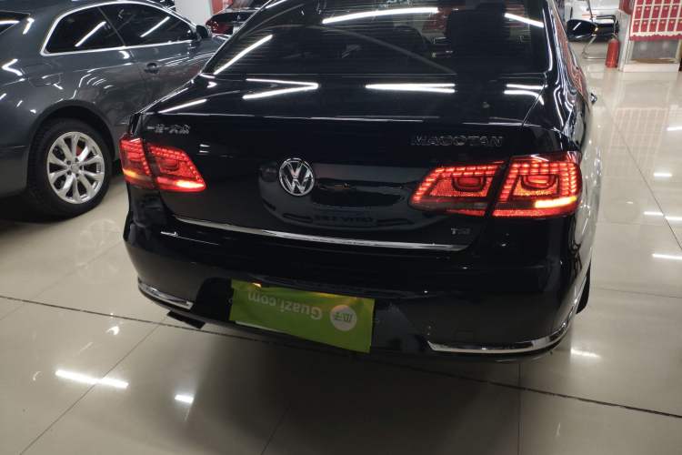 Used Volkswagen Magotan 2015 Facelift 1.8TSI Luxury Model
