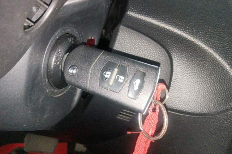 Used Mazda 3 2015 Sedan 1.6L Automatic Elite Model Vehicle Key