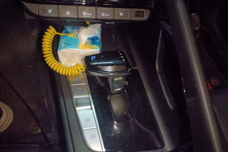 Used Hyundai Elantra 2023 1.5L CVT LUX Prestige Edition