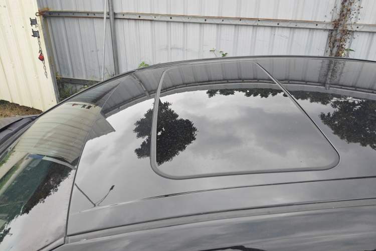 Used Toyota Avalon 2023 2.5L Luxury Edition Roof