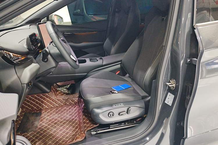 Used Volkswagen ID.UNYX 2024 Revised Pro Long-Range Version
