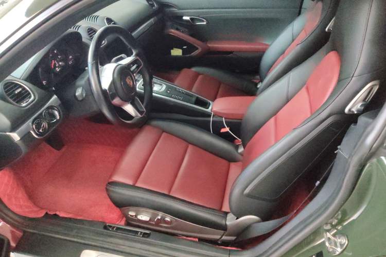 Used Porsche 718 2018 Cayman 2.0T