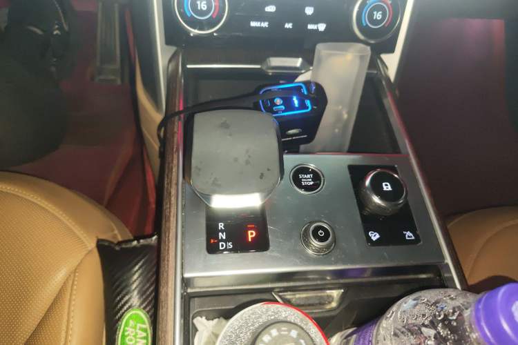 Used Land Rover Range 2023 3.0 L6 400 PS Prestige Seven-Seater Extended Version
