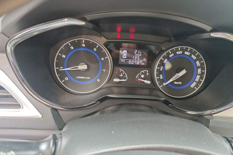 Used Changan Alsvin V7 2015 1.6L Manual Enjoyment Model China IV Standard