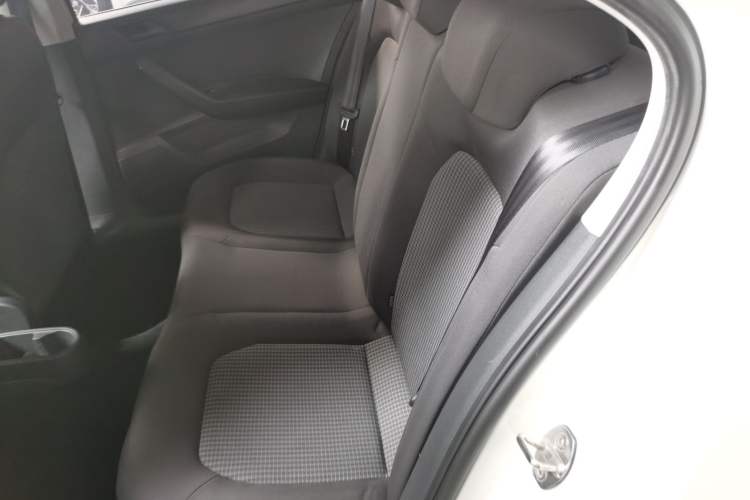 Used Volkswagen Santana 2021 1.5L Automatic Fashion Edition Left Rear Seat