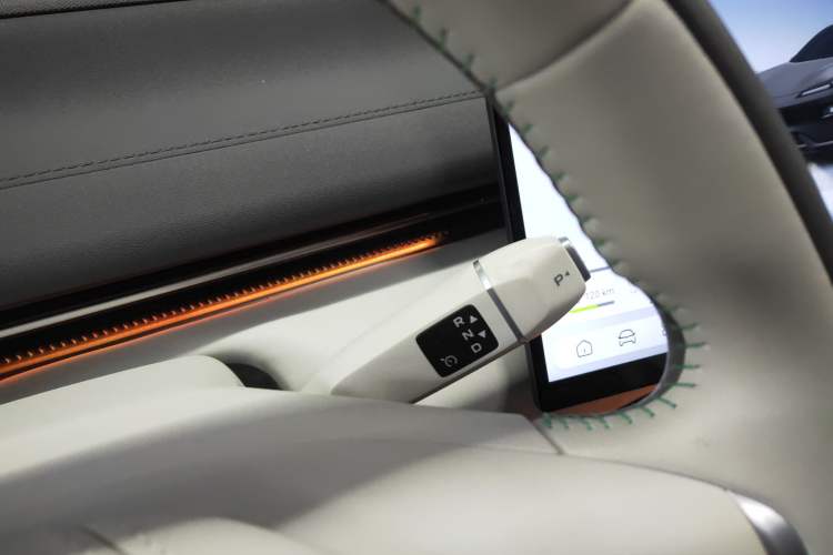 Used Deepal L07 2024 230Max Qiankun Intelligent Driving ADS SE Range-Extended Version