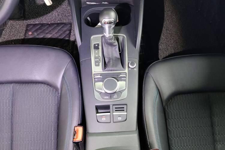 Used Audi A3 2020 Limousine 35 TFSI Fashion Edition China VI Emission Standard