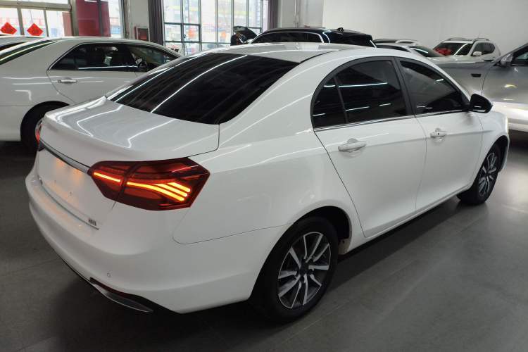 Used Geely Auto Emgrand 2019 Leading Edition 1.5L Manual Upward Asian Games Edition China VI
