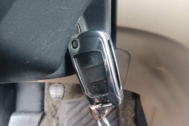 Used Chery E3 2013 1.5L Manual Fashion Model Vehicle Key