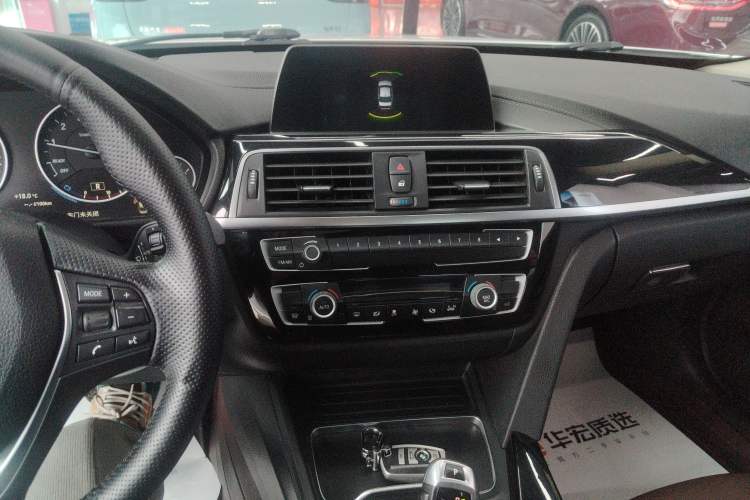 Used BMW 3 Series 2018 320Li Fashion Model
