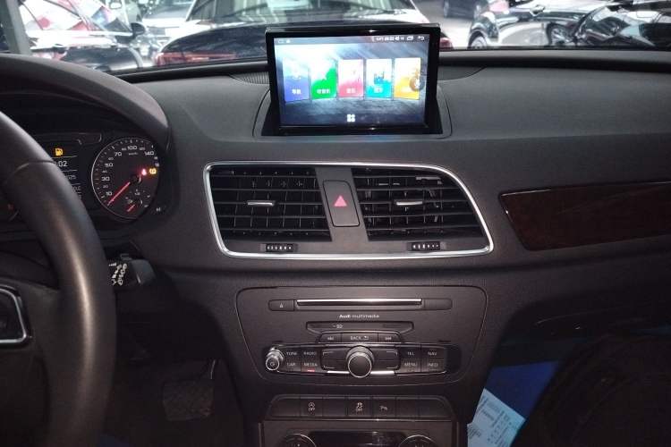 Used Audi Q3 2018 30th Anniversary Edition 35 TFSI Fashion Model