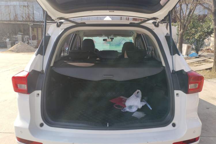 Used Haval M6 2017 1.5T Automatic Two-Wheel Drive Urban Model