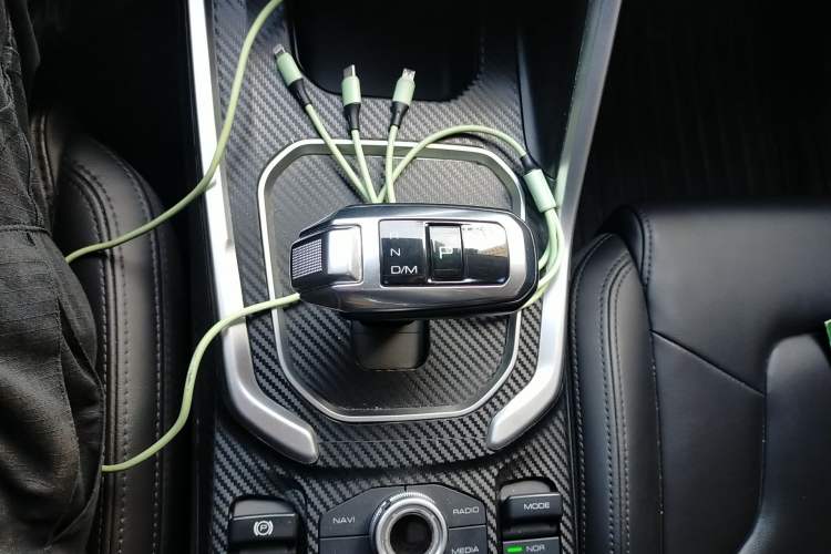 Used Haval H6 2017 Blue Label 2.0T Automatic Two-Wheel Drive Smart Edition Gear Lever