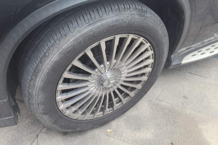 Used Mercedes-Benz GLE Coupe 2018 GLE 320 4MATIC Coupe SUV
