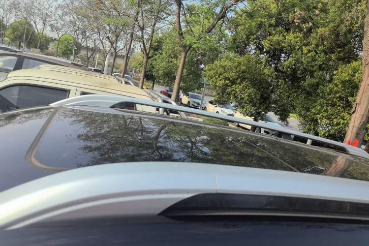 Used Roewe RX8 2018 30T Smart Connectivity Four-Wheel Drive Flagship Edition Roof