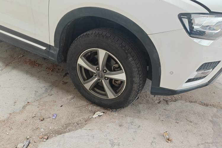 Used Haval H6 Coupe 2016 Blue Label 1.5T Manual Two-Wheel Drive Elite Model Right Front Wheel Hub