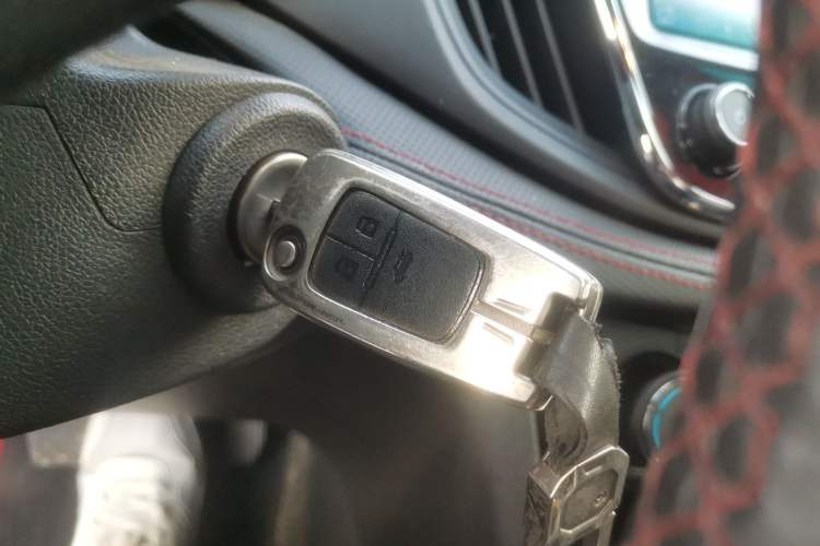 Used Chevrolet Monza 2020 Light Hybrid RS 330T Automatic Comfort Edition
