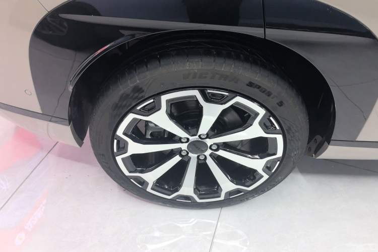 Used AION V 2024 Aion Tyrannosaurus 520 LiDAR Edition