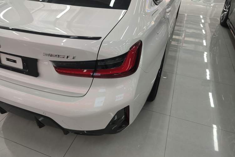 Used BMW 3 Series 2024 325Li M Sport Night Edition Package Right Rear Taillight