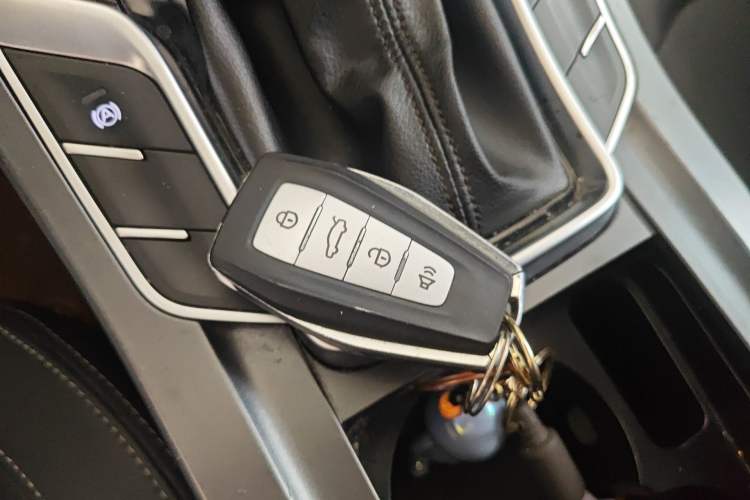 Used Geely Auto Emgrand 2020 1.5L CVT Luxury Model Vehicle Key