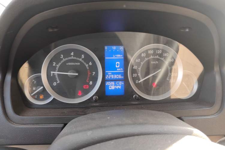 Used BAIC E Series 2013 Sedan 1.5L Manual Leshang Version