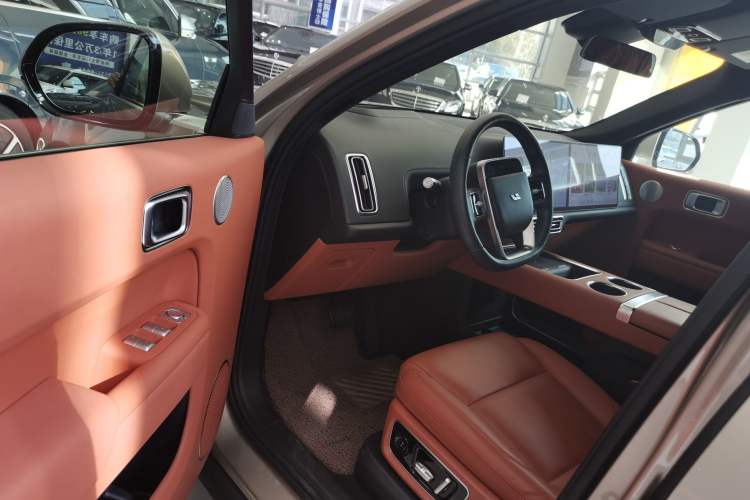 Used Li Auto L9 2022 Max model
