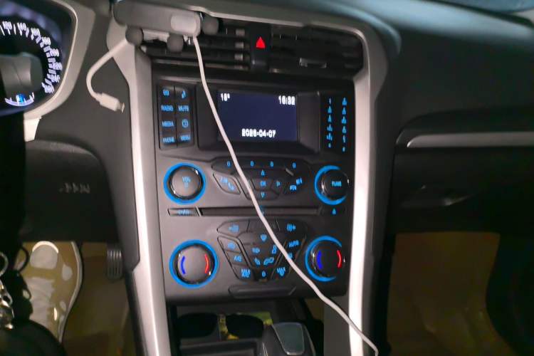 Used Ford Mondeo 2013 1.5L GTDi180 Fashion Edition Audio And AC Panel