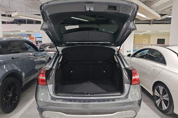 Used Mercedes-Benz GLA 2017 GLA 220 4MATIC Fashion Model
