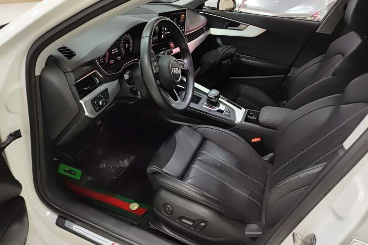 Used Audi A4L 2022 40 TFSI Fashion Dynamic Model
