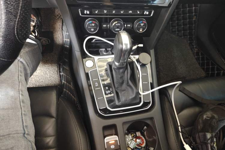 Used Volkswagen Magotan 2018 Facelift 330TSI DSG Luxury Model
