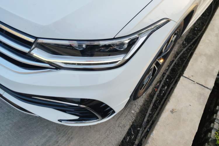 Used Volkswagen Tiguan L 2022 330TSI Automatic Two-Wheel Drive R-Line Enhanced Edition Left Front Headlight